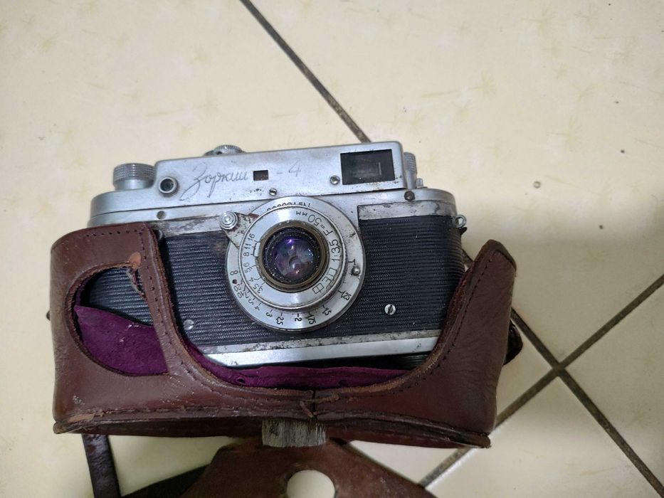 Фотоаппарат Зорький 4+  ФЭД