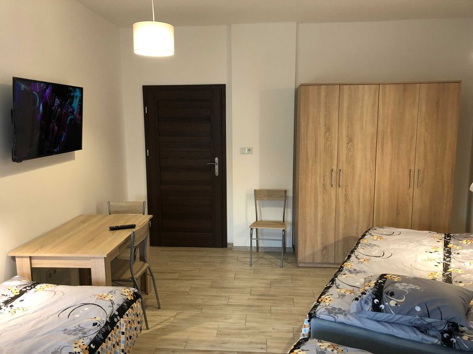 Noclegi pracownicze kwatery pokoje hostel 35zł  Mikołów Tychy Katowice