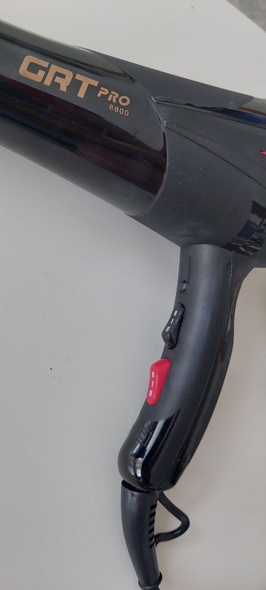 Suszarka do włosów GRT PRO 8800 Professional Dryer jonizacja 3500 W