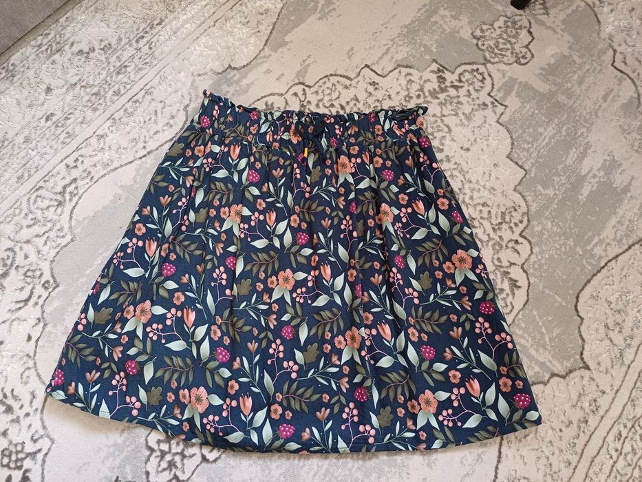 Spódniczka z wiskozą rozmiar 164