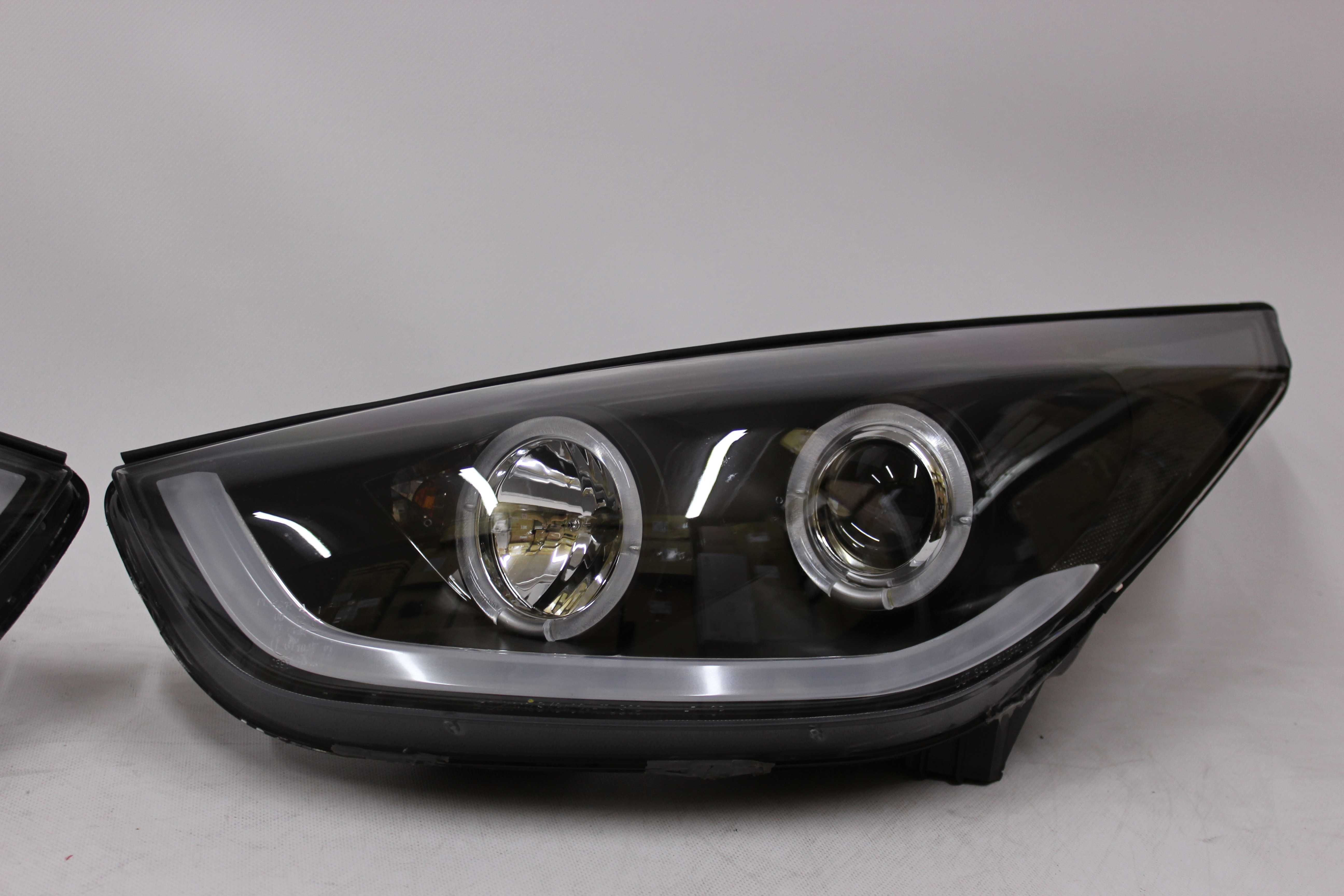 Lampy przednie przód HYUNDAI TUCSON IX35 10-13 LED BLACK RINGI IGŁA