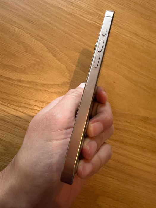 iPhone 16 Pro 128 GB Desert Titanium – stan idealny, gwarancja