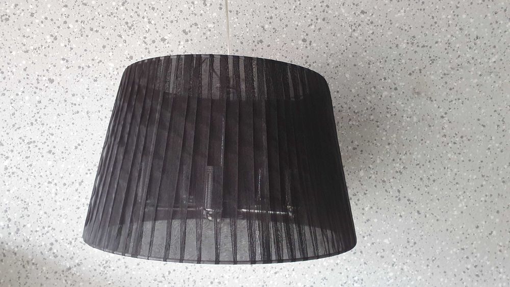 żyrandol czarny glamour