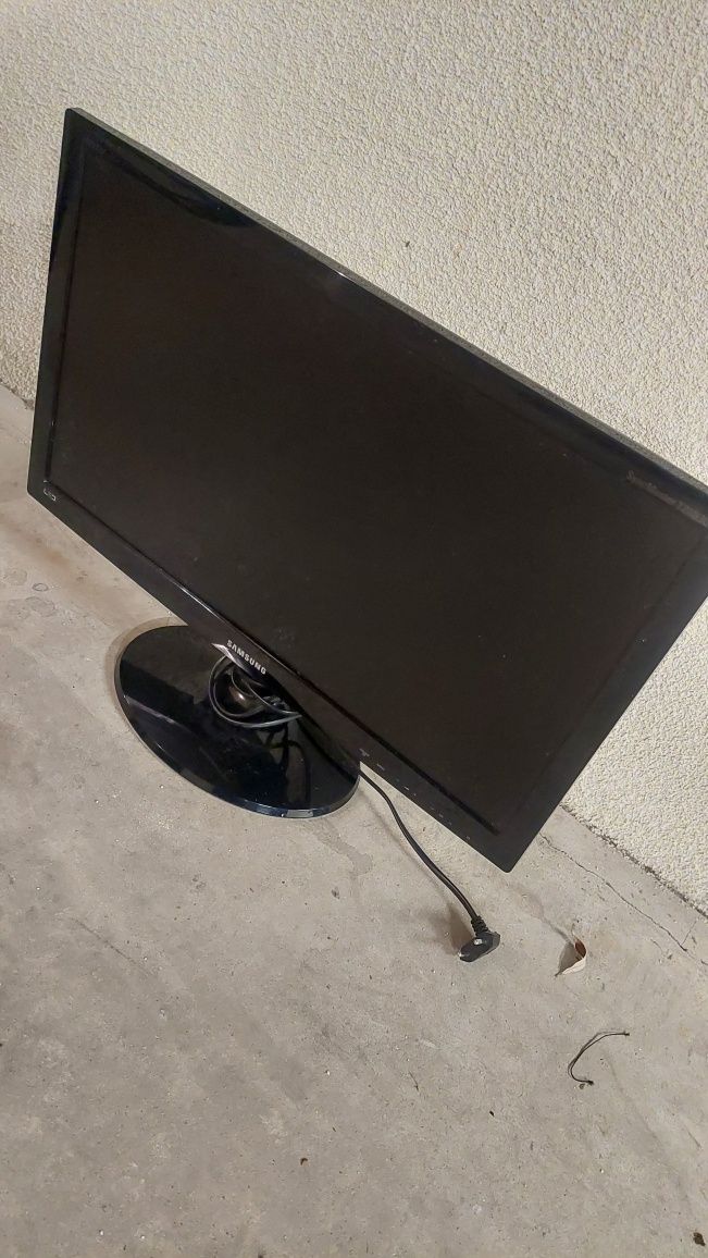 Telewizor Samsung 24"