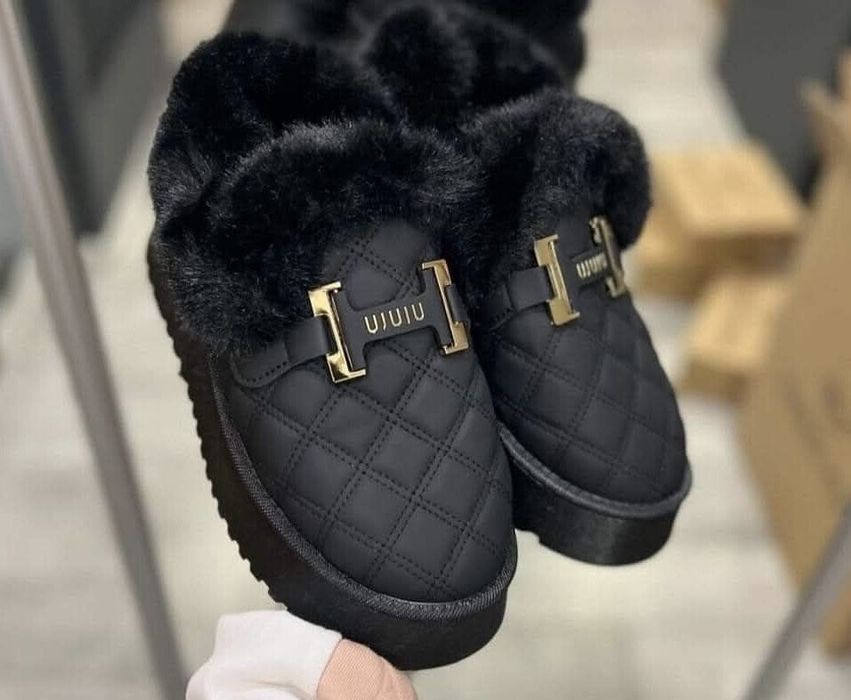 Продам зимові уггі