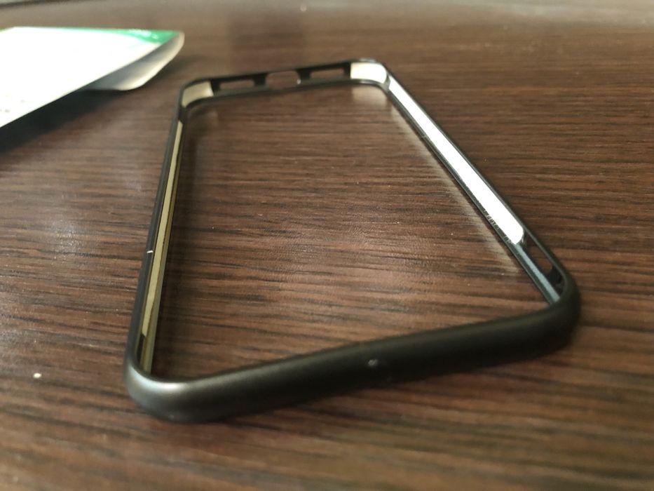 Ramka bumper iPhone 7 , 8