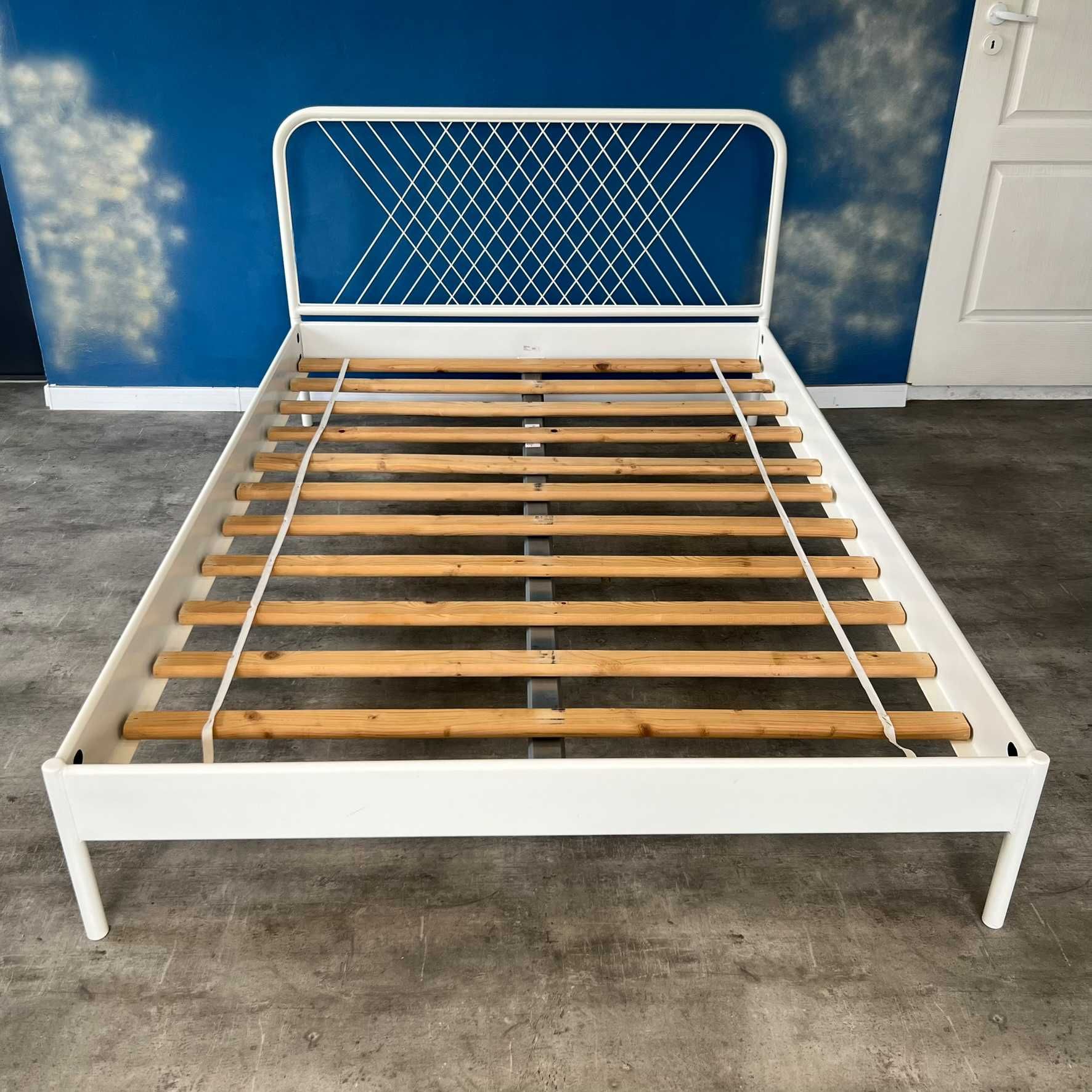 Łóżko IKEA Nesttun z MATERACEM