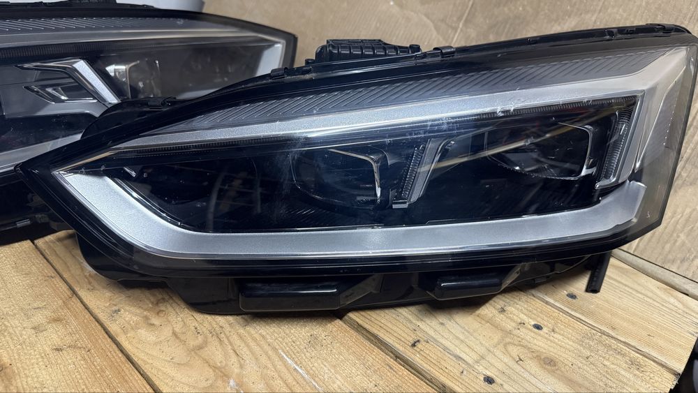 Audi A5 S5 RS5 MATRIX lampy Led lampa przod prawa lewa 8w6