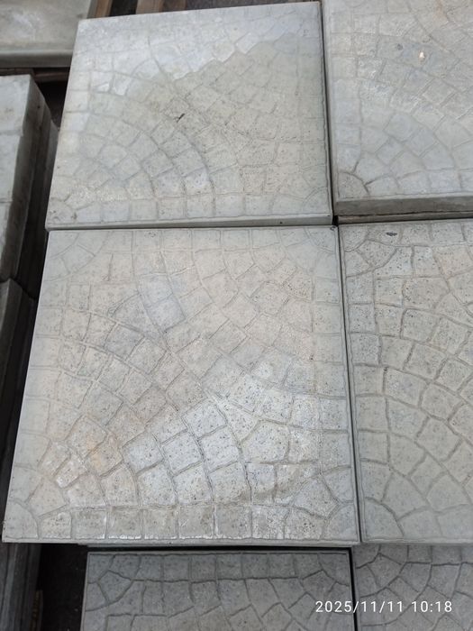 Продам тротуарну плитку