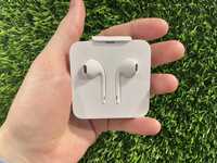 Оригинальные наушники Apple EarPods Lightning