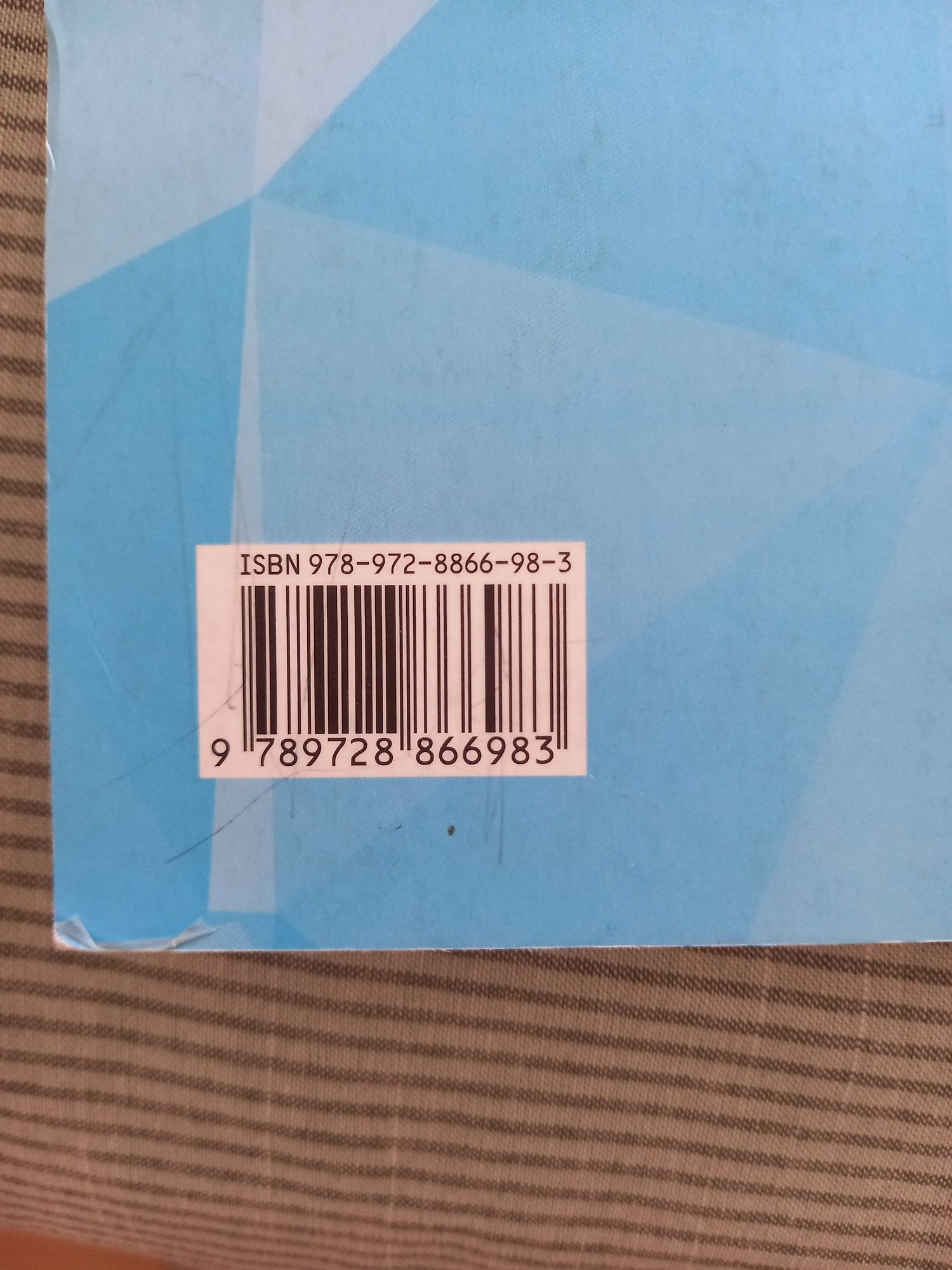Livro de preparação de exame fisica e química