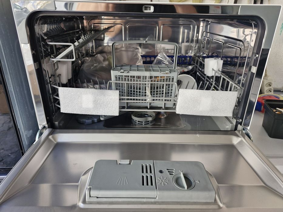 Oportunidade Máquina de lavar loiça becken bancada