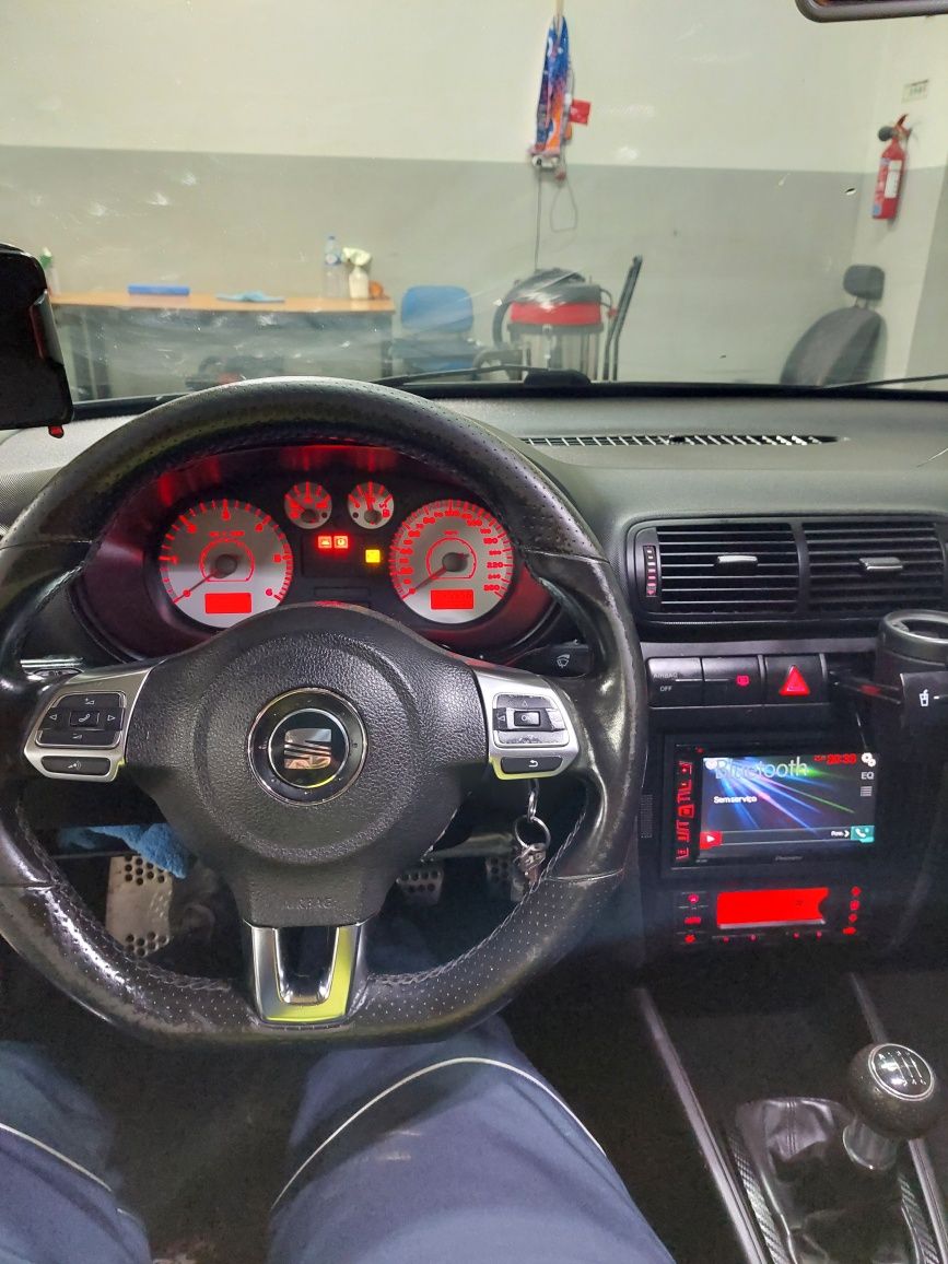 Seat leon 1m fr 1.9 150cv