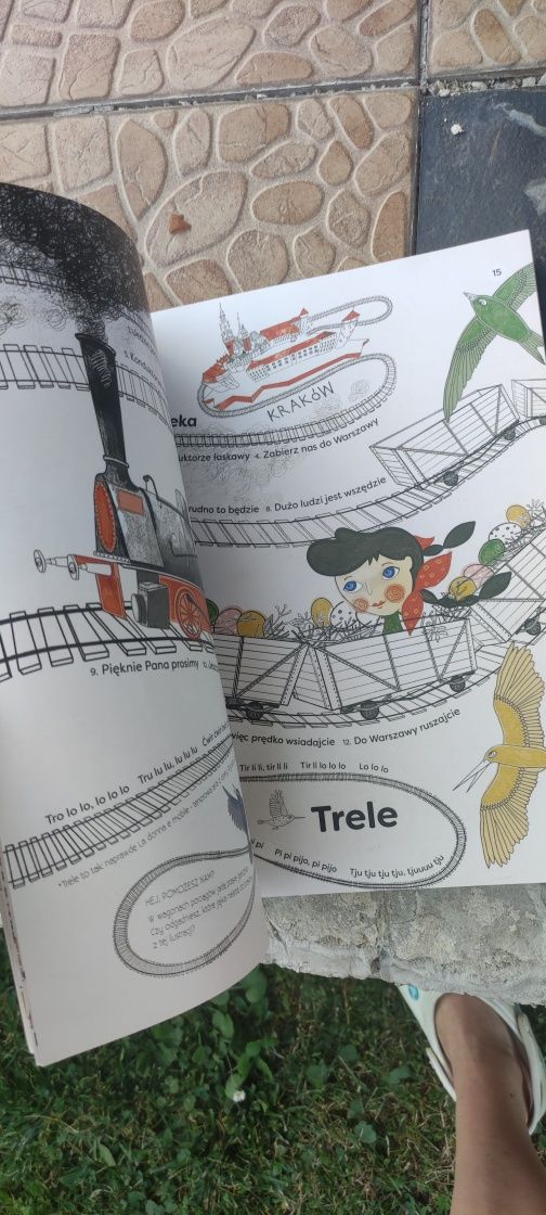 Książka śpiewnik z wartościową muzyką dla dzieci  pomelody
