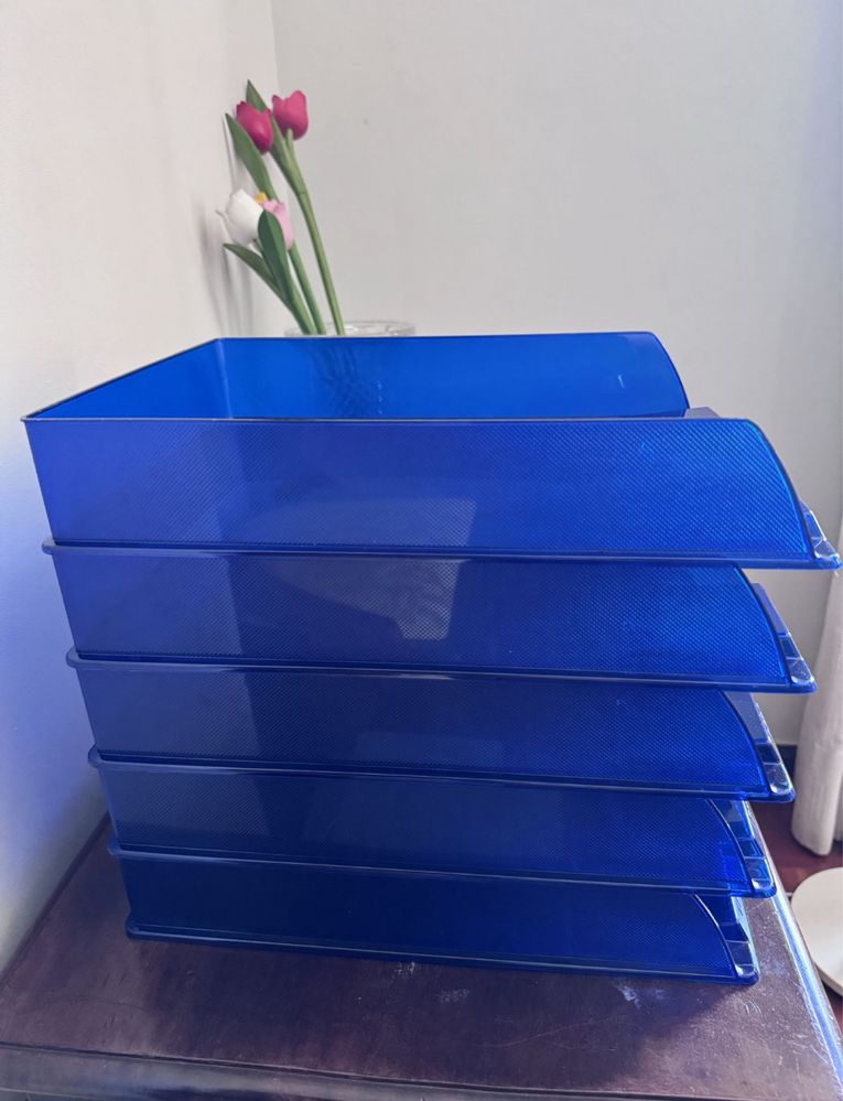 Tabuleiros folhas A4 Esselte azul translúcido