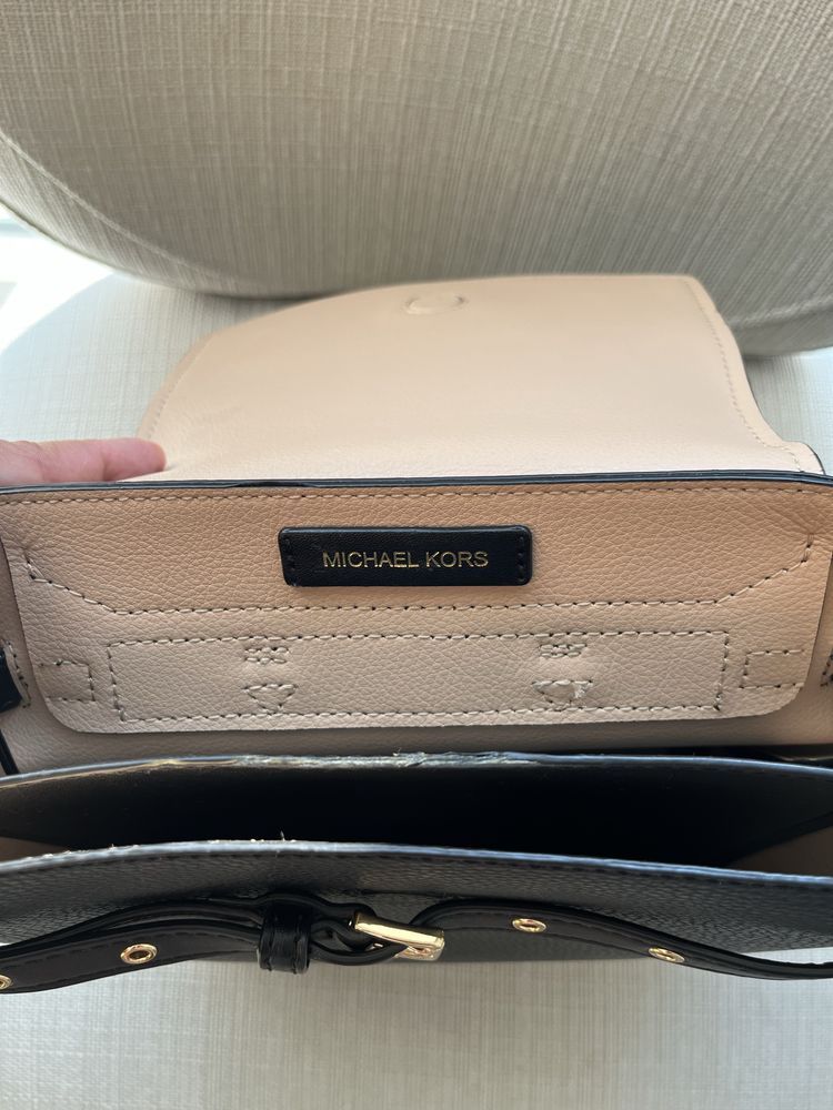 Mochila em pele Michael Kors