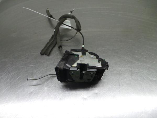 Fechadura / fecho porta frente esquerdo NISSAN Juke (F15)