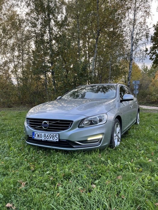 Volvo v 60 plug in Hybrid 4х4 2013 rok