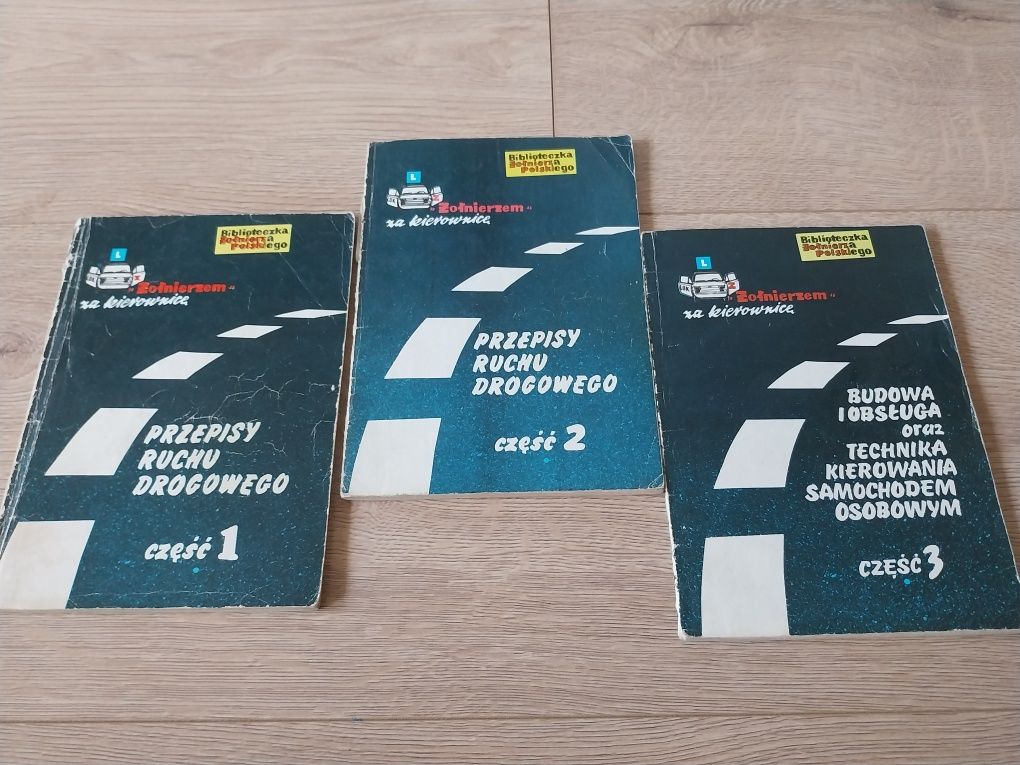 Książki dla kolekcjonerów Przepisy Ruchu Drogowego r. 1987