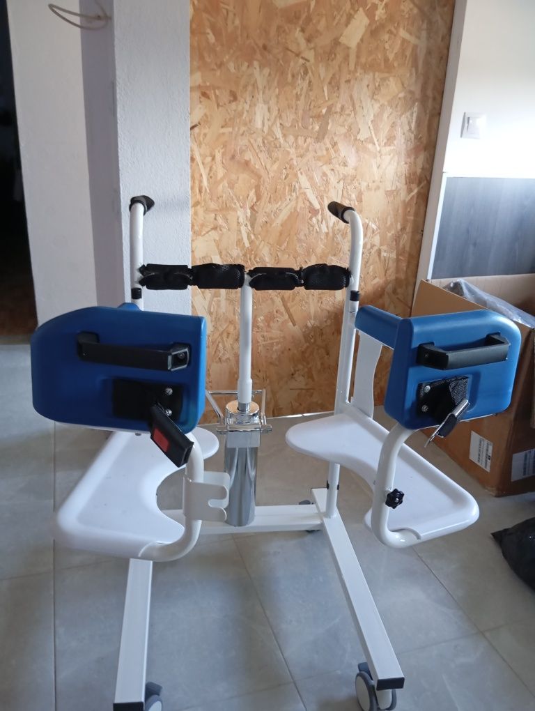 Cadeira de apoio e multifunções