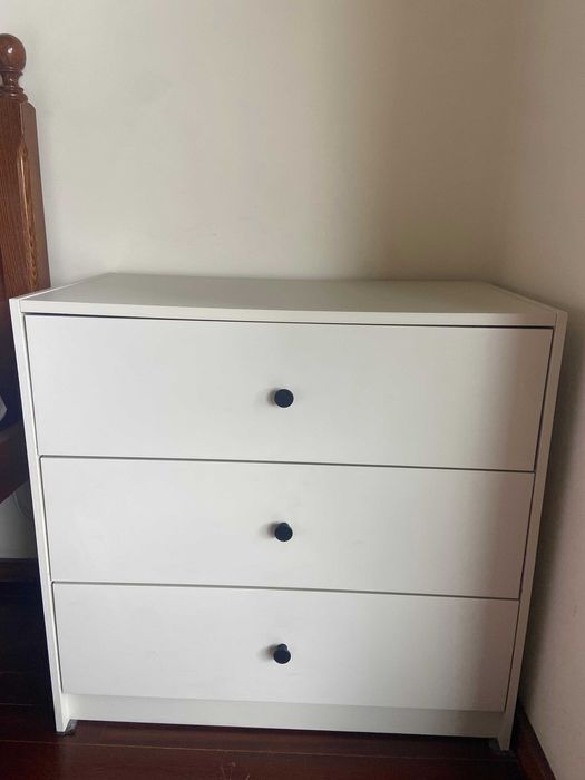 Cómoda Média e em Bom Estado