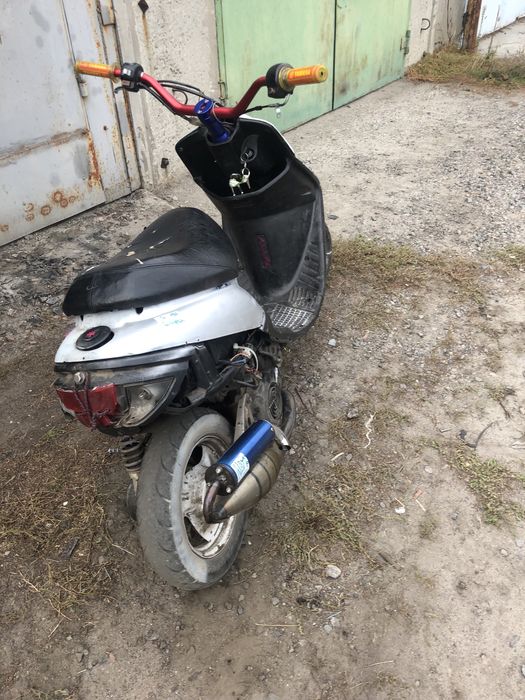Продам скутер ямаха джог