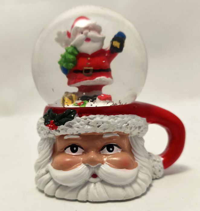 Kula śnieżna świecąca z Mikołajem w kubku Mikołajkowym świąteczne ozdo