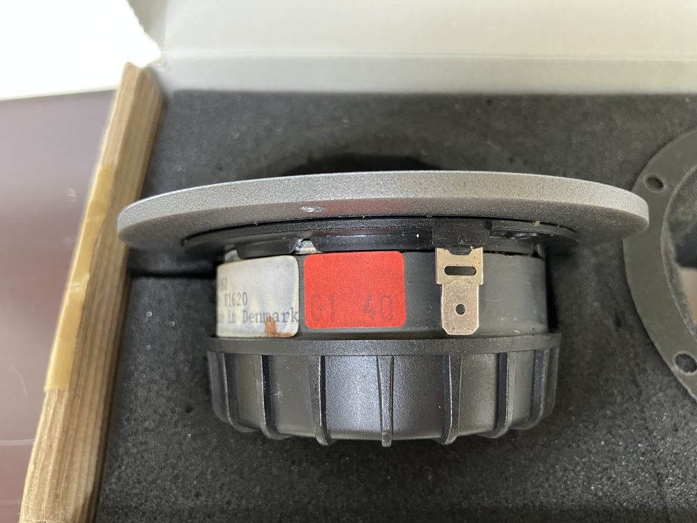 Dynaudio ESOTEC D260 głośnik oryginał jak nowy