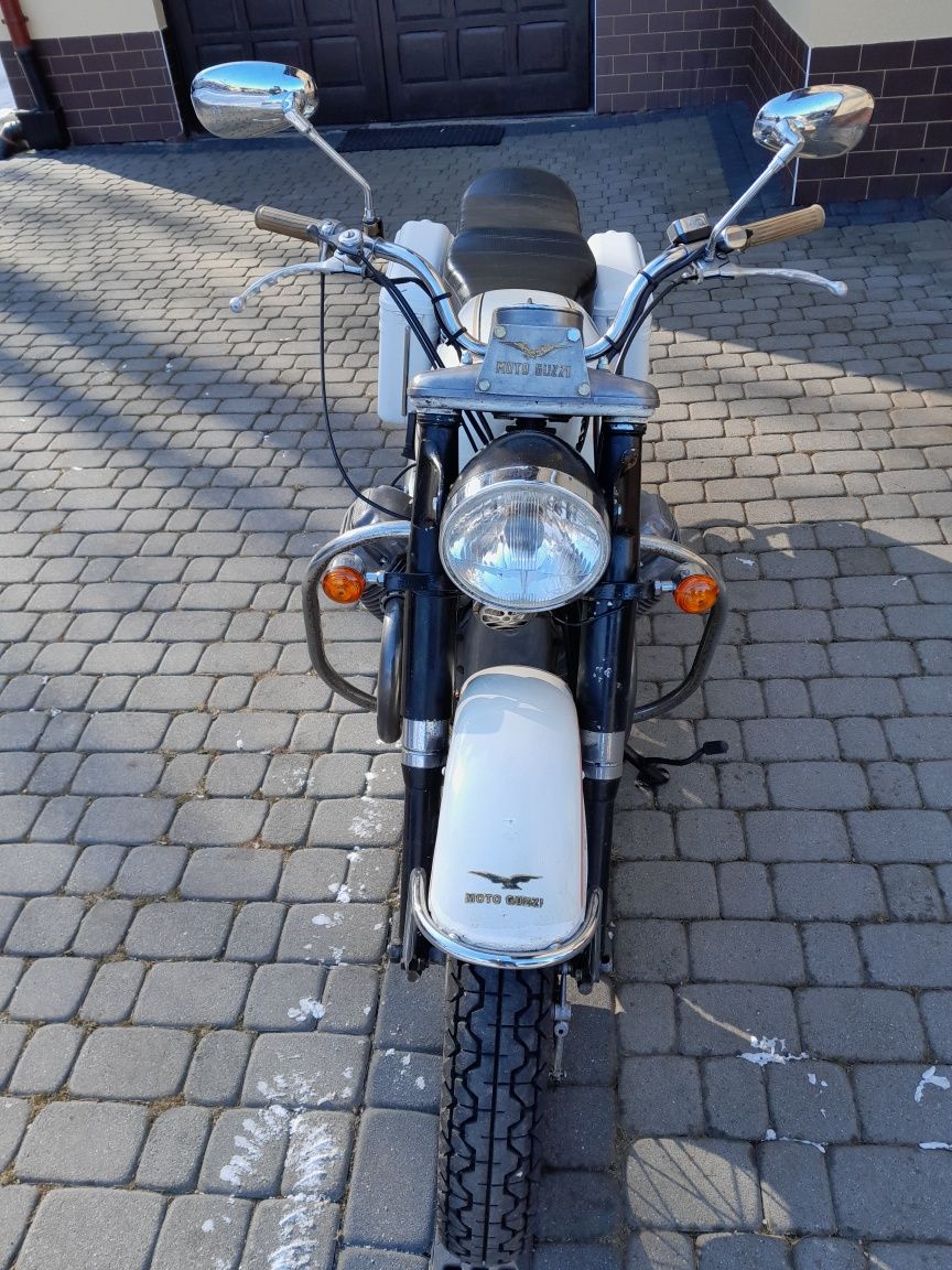 Moto guzzi V7   1968