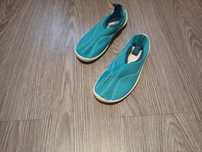 Buty dziecięce do wody