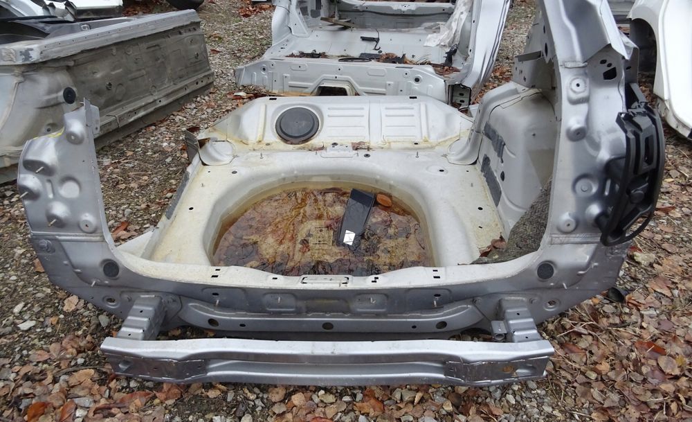 peugeot 2008 ii pas tył tylny wanna