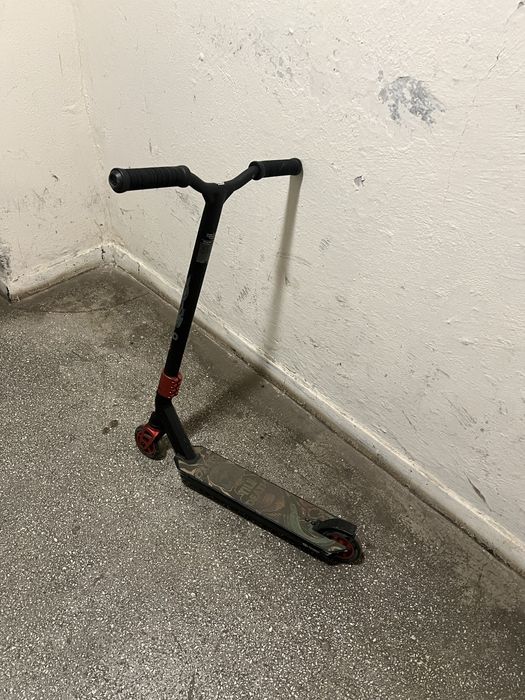 Hulajnoga wyczynowa Oxelo – solidna, idealna do skateparku!