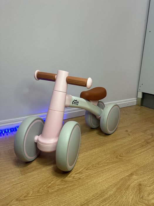 Біговел Otto, рожевий