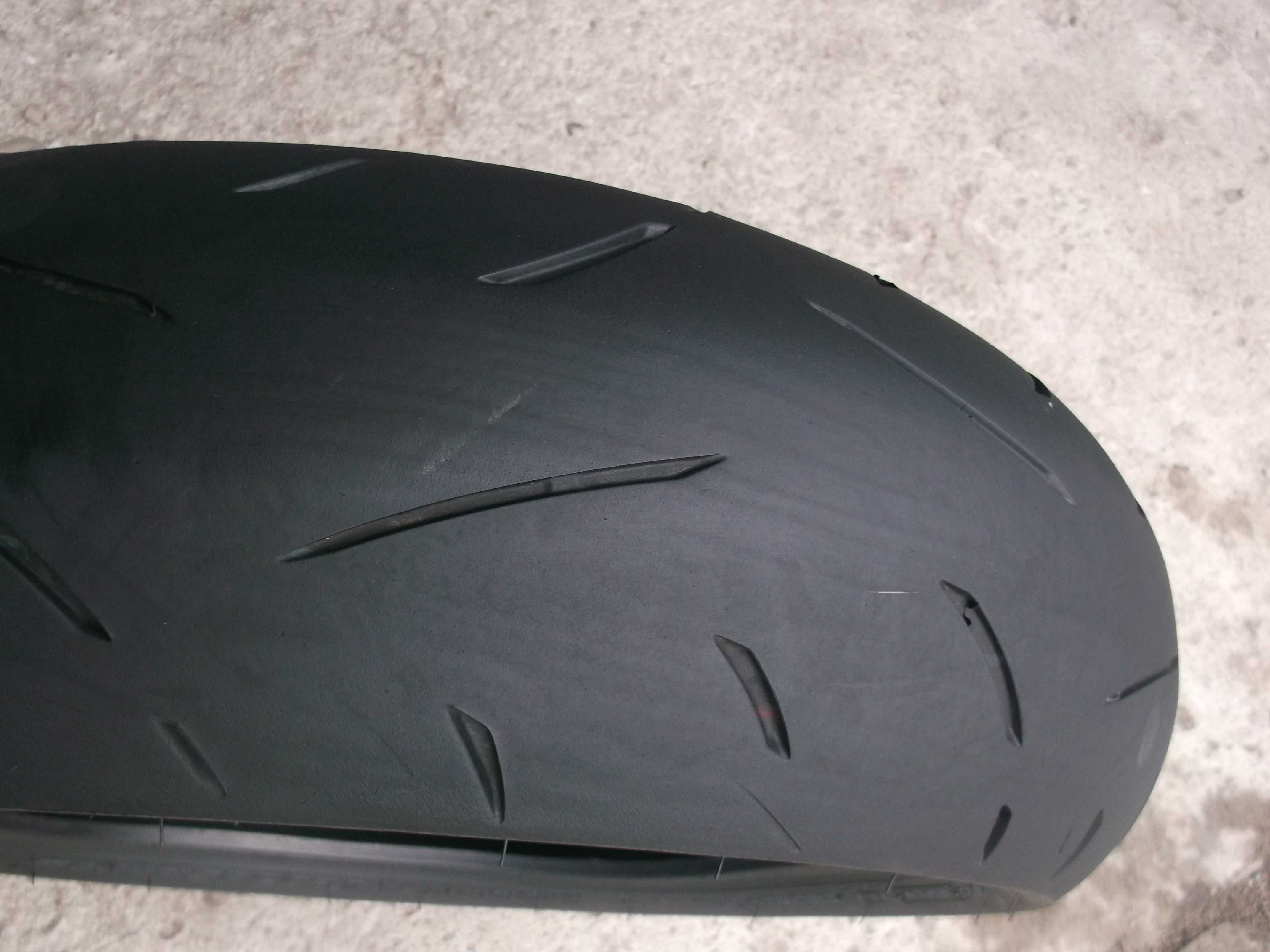 opona 180/55ZR17	73W DUNLOP	SPORTMAX ROADSPORT 2 dot4120 2,9mm