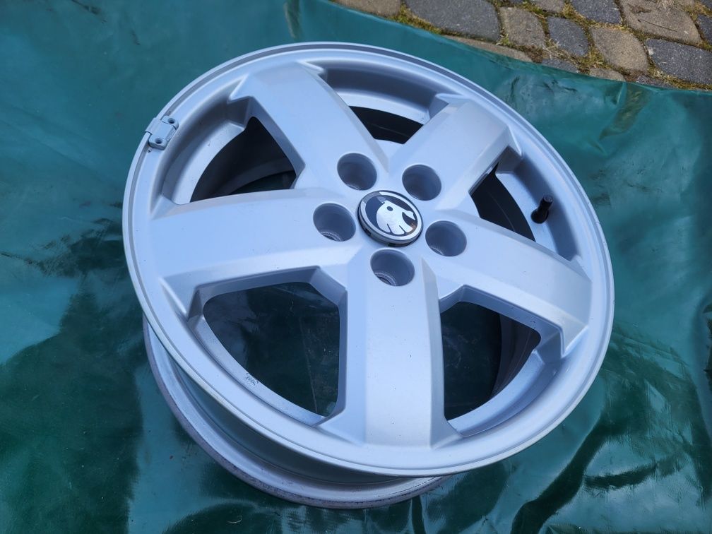 Felga aluminiowa 15 5x100 skoda octavia