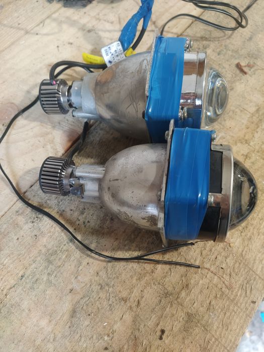 Продам лінзи та лампочки