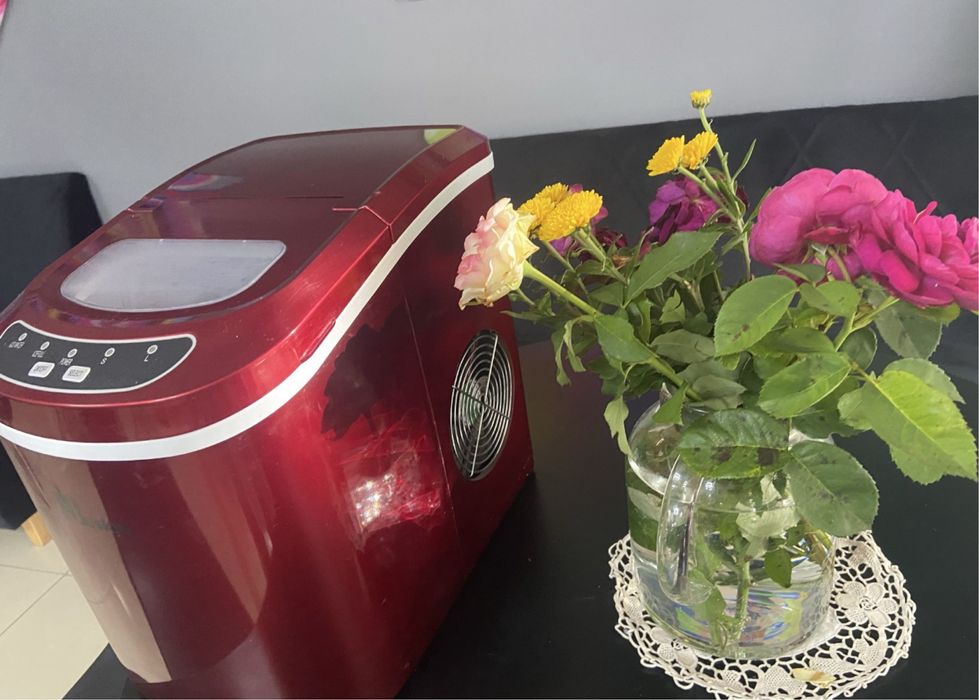 Ледогенератор почти новый 9/10