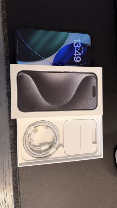 iPhone 15 Pro 256GB Preto Sideral