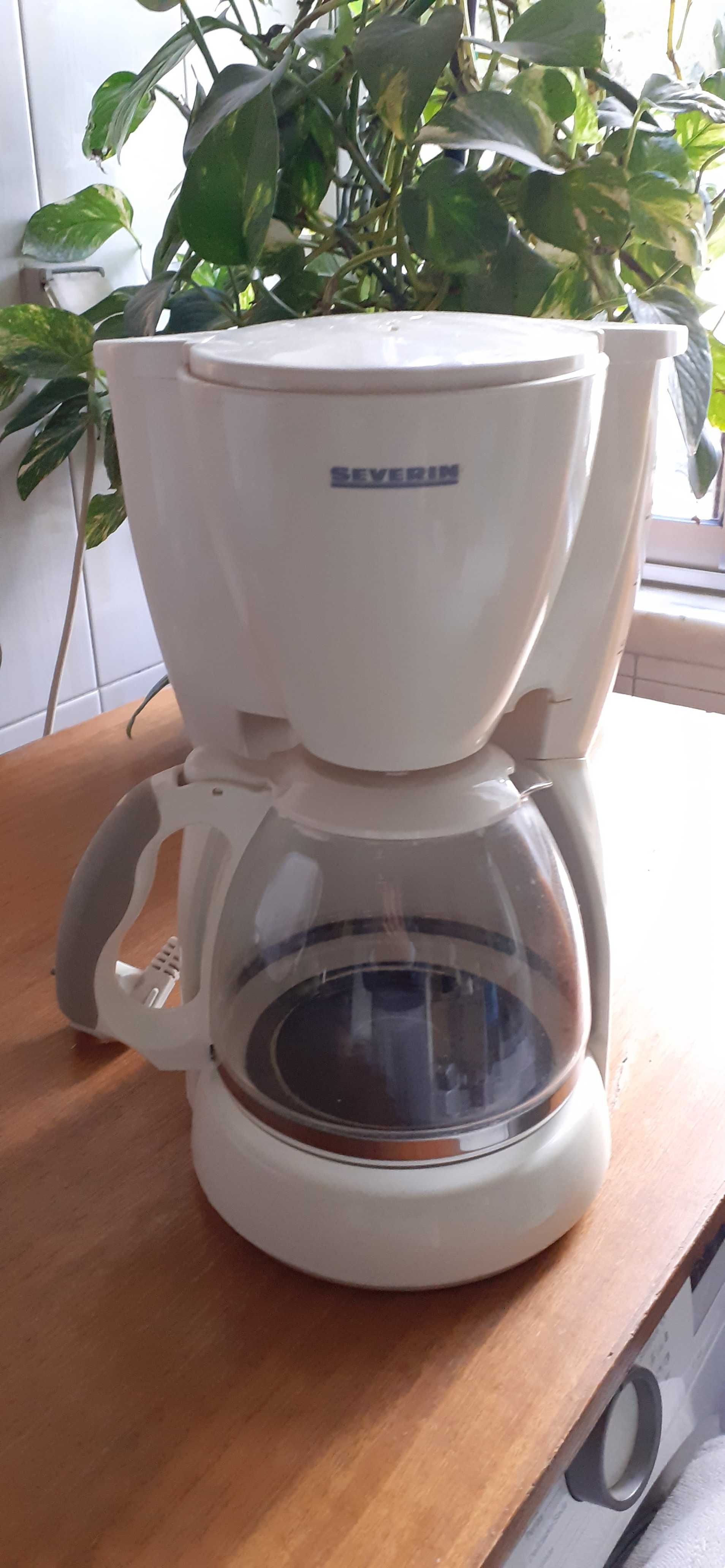 Cafeteira eléctrica de café de filtro