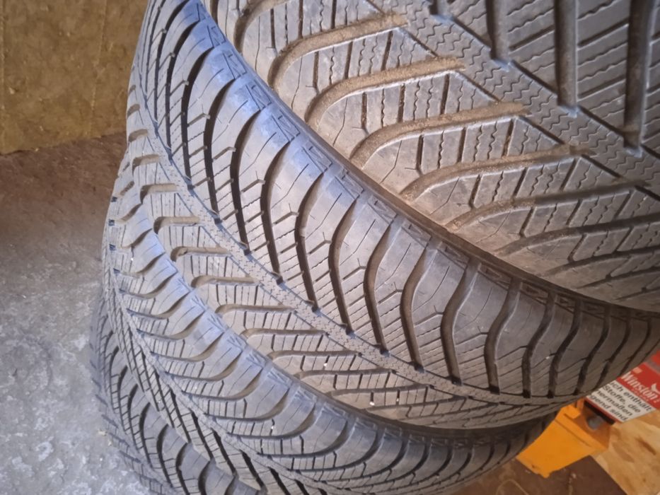 Goodyear Резина зима -літо, всесезонна Гудієри 205/55/16