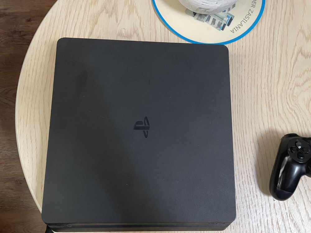 Playstation 4 slim 500GB