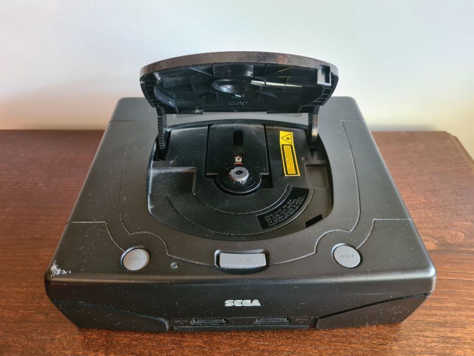 Consola Sega Saturn sem comandos