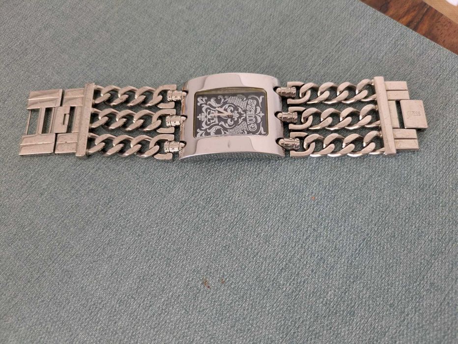 Relógio feminino Guess