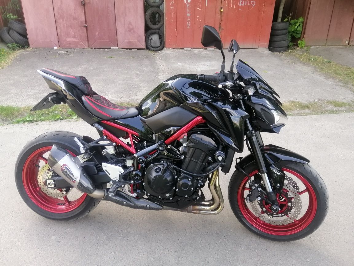 Kawasaki z900   2018 року у відмінному стані