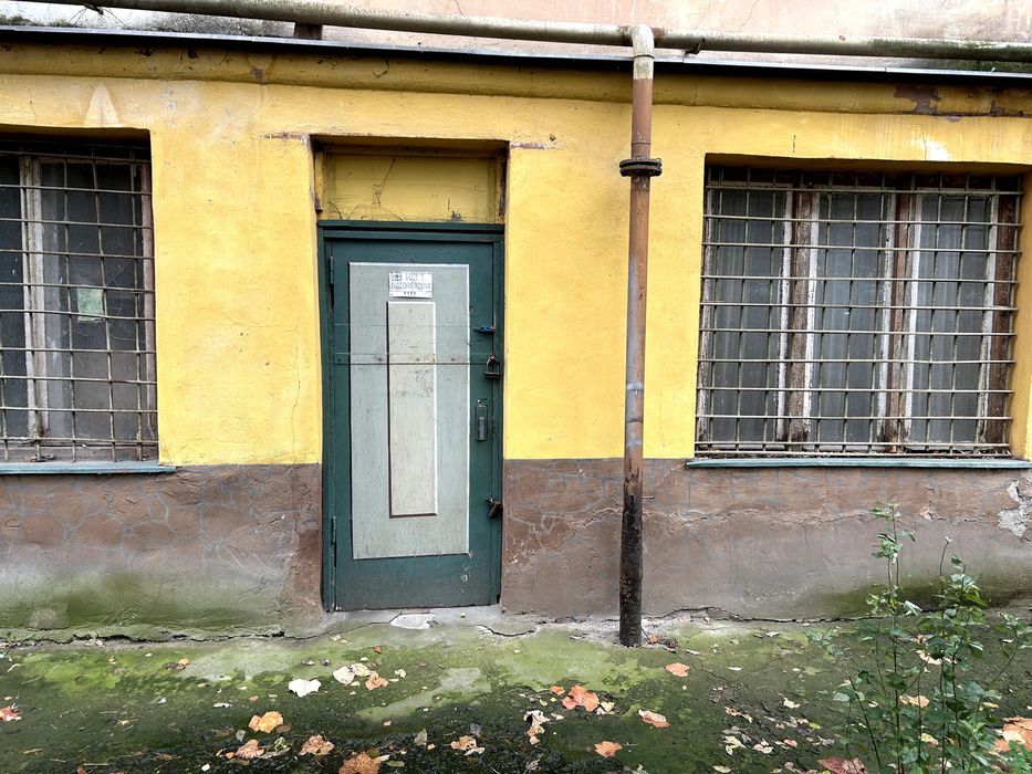 Продам приміщення під комерцію у центрі