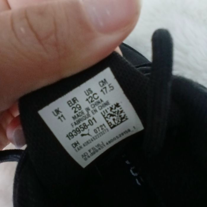 Дитячі кросівки оригінал puma, крокси, тапки валді