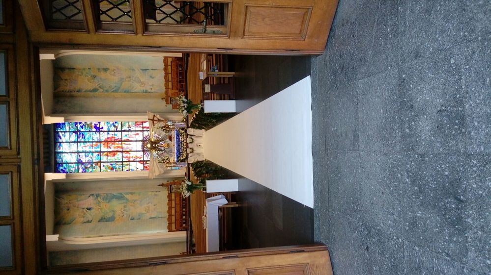 Biały dywan do kościoła i inne