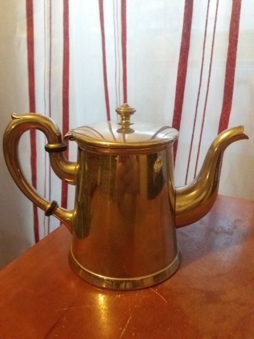 Bule de café prateado