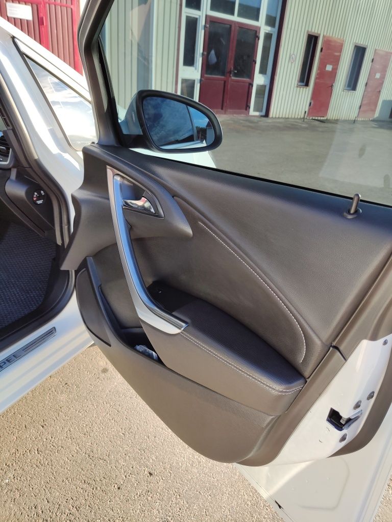 Opel Astra j 1.6 turbo