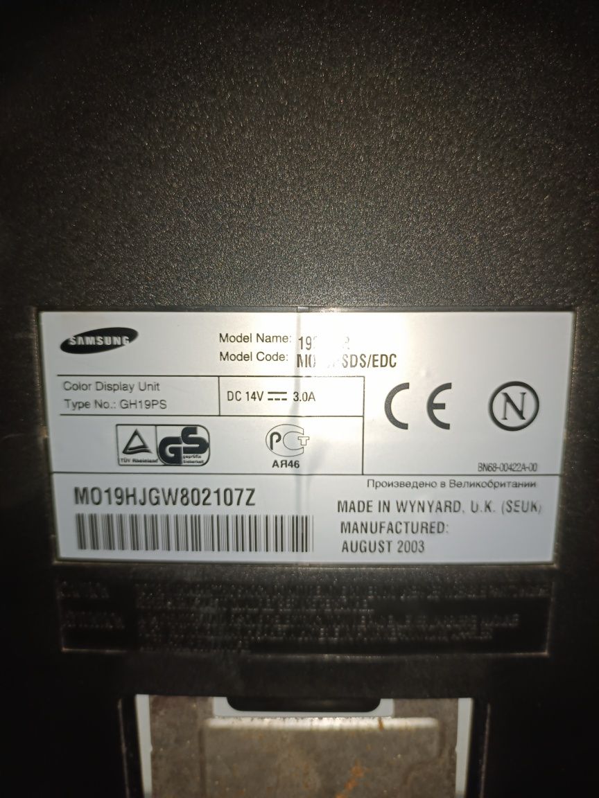 Monitor Samsung 19 cali